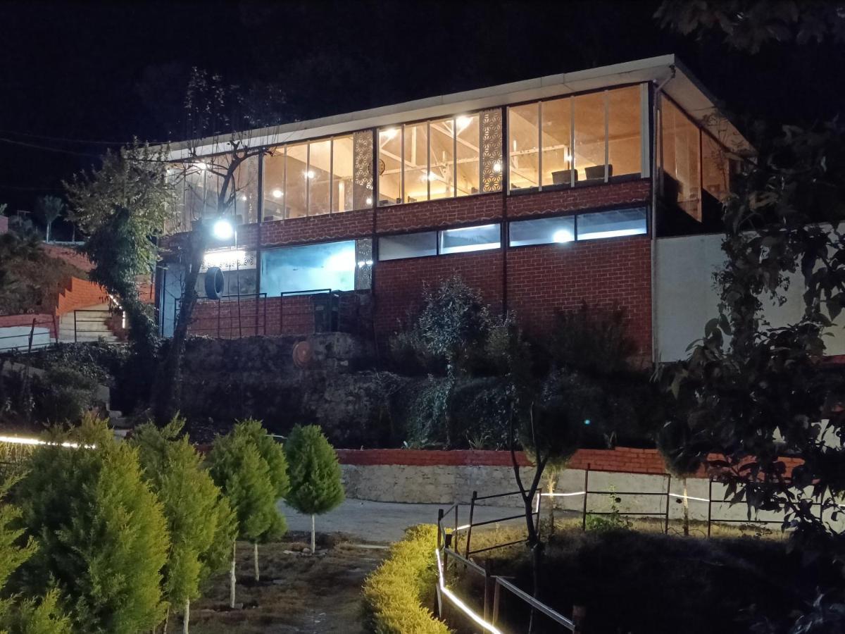 Skywood Resort Shoghi Shogi Exterior foto