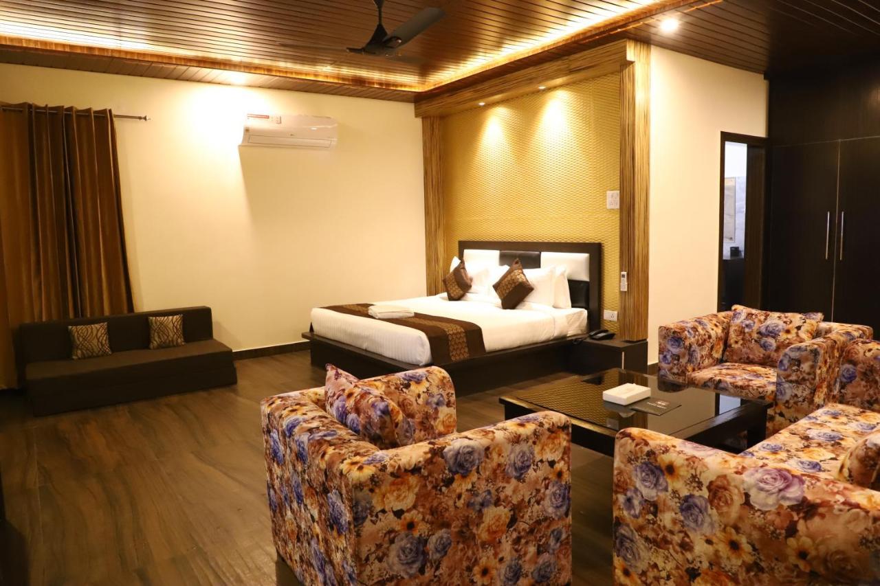 Skywood Resort Shoghi Shogi Exterior foto
