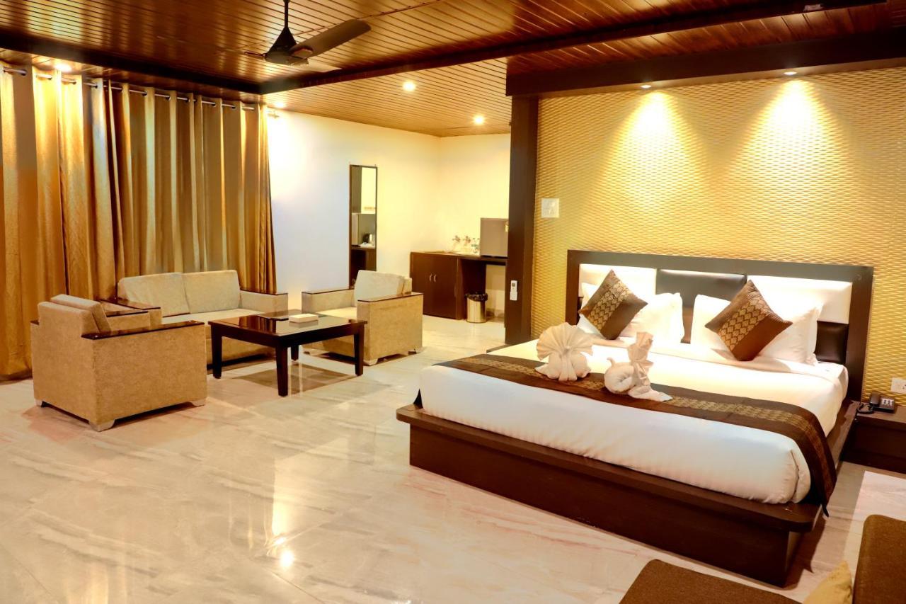 Skywood Resort Shoghi Shogi Exterior foto